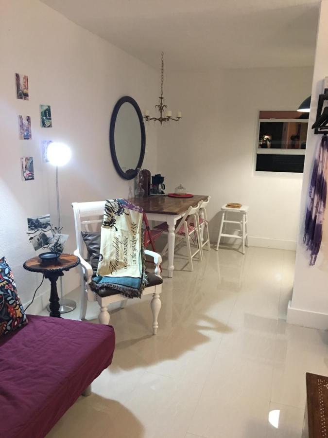Private Studio Blocks From Coconut Grove Miami Exteriör bild