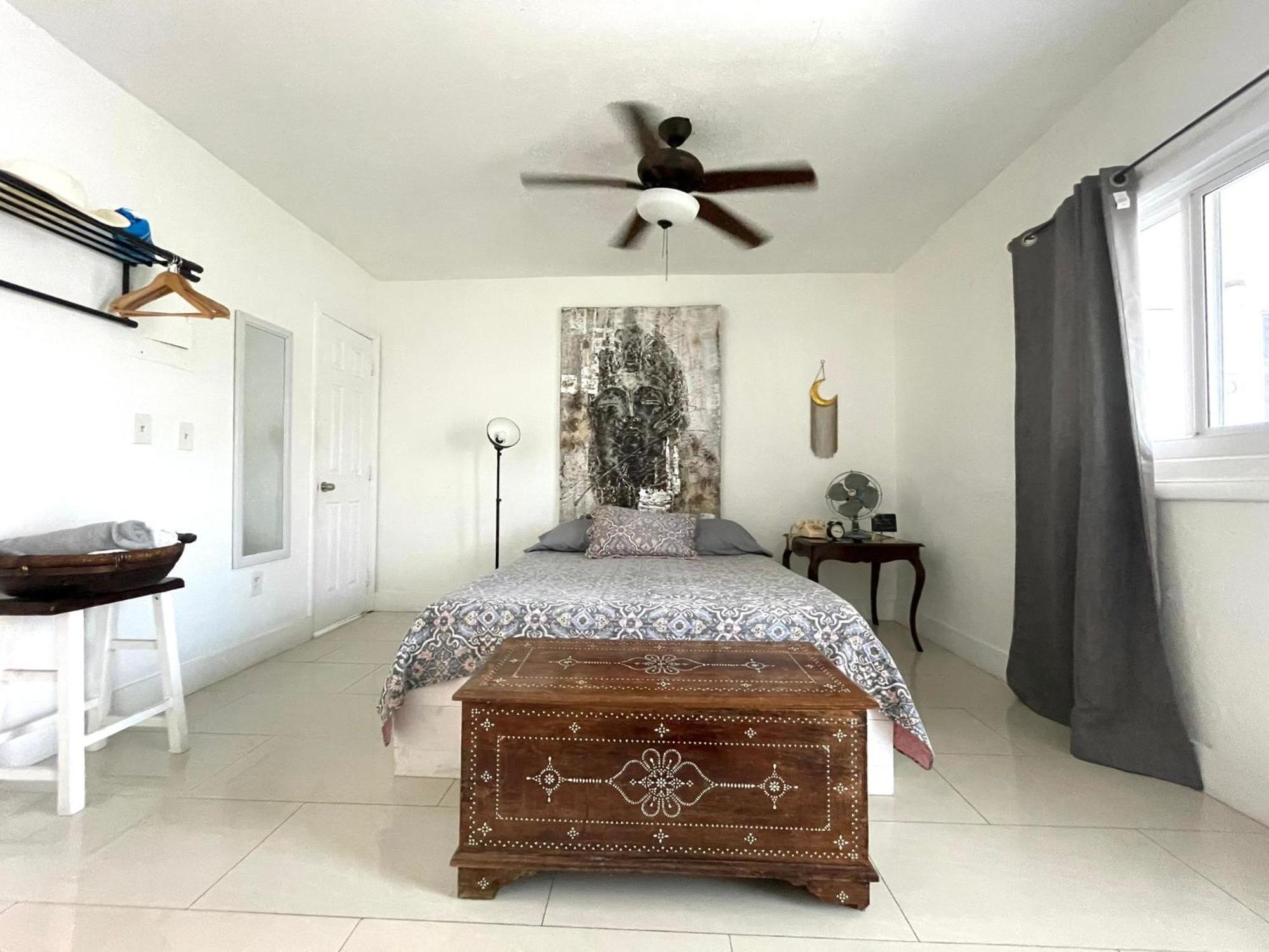 Private Studio Blocks From Coconut Grove Miami Exteriör bild