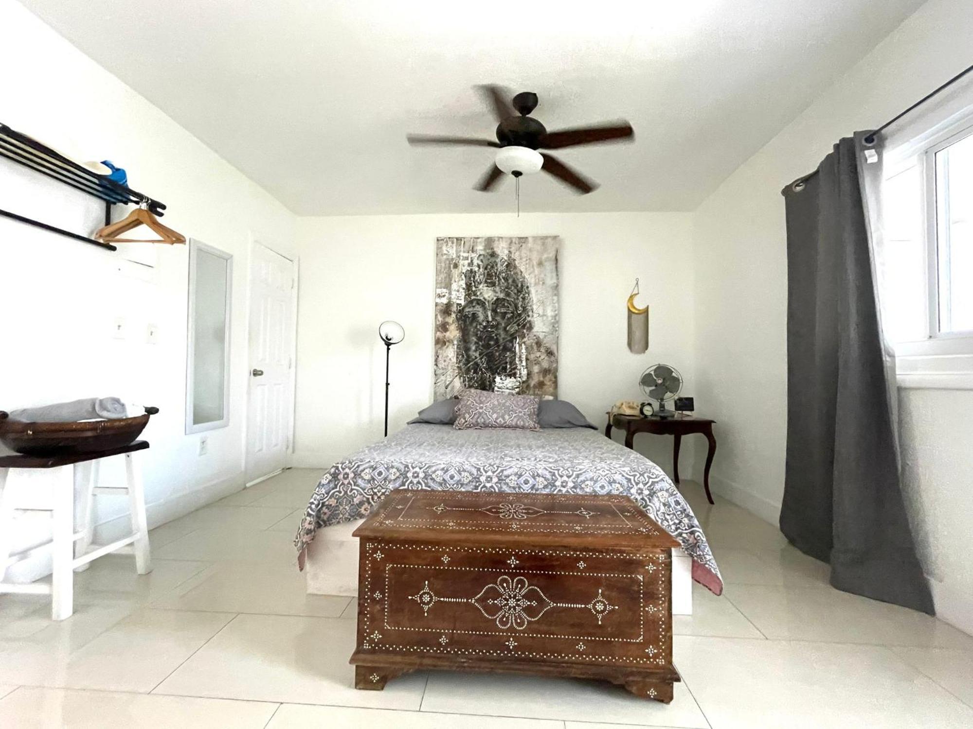 Private Studio Blocks From Coconut Grove Miami Exteriör bild